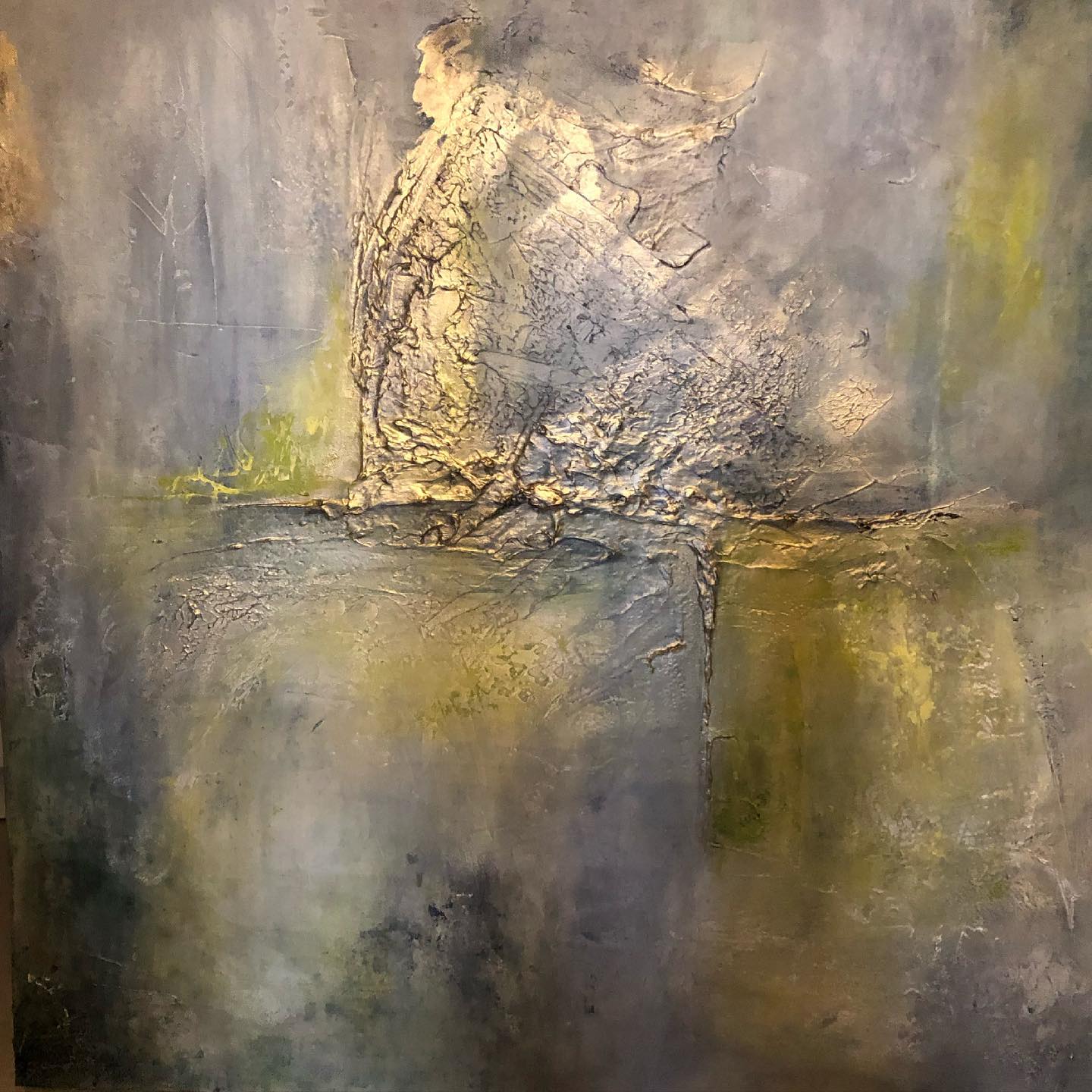 Golden Abstract by Ilka Schulz